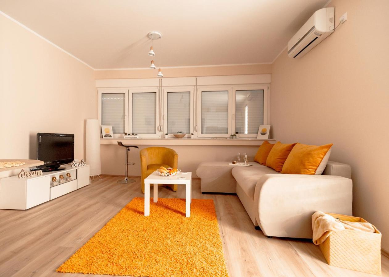 Diva Apartman Aranđelovac Eksteriør billede